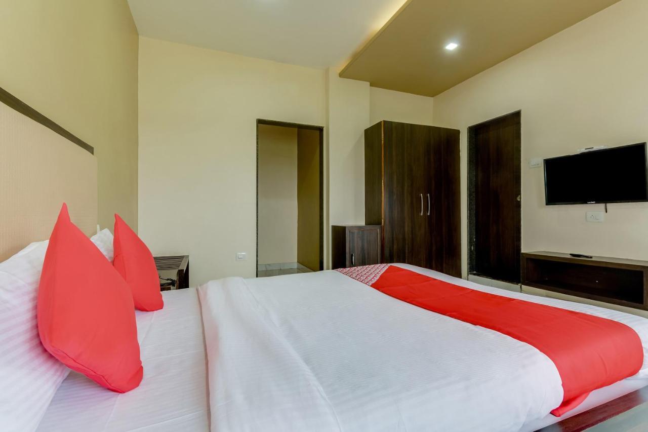 Kāla Oyo 48352 Hotel Bhagyalaxmi المظهر الخارجي الصورة