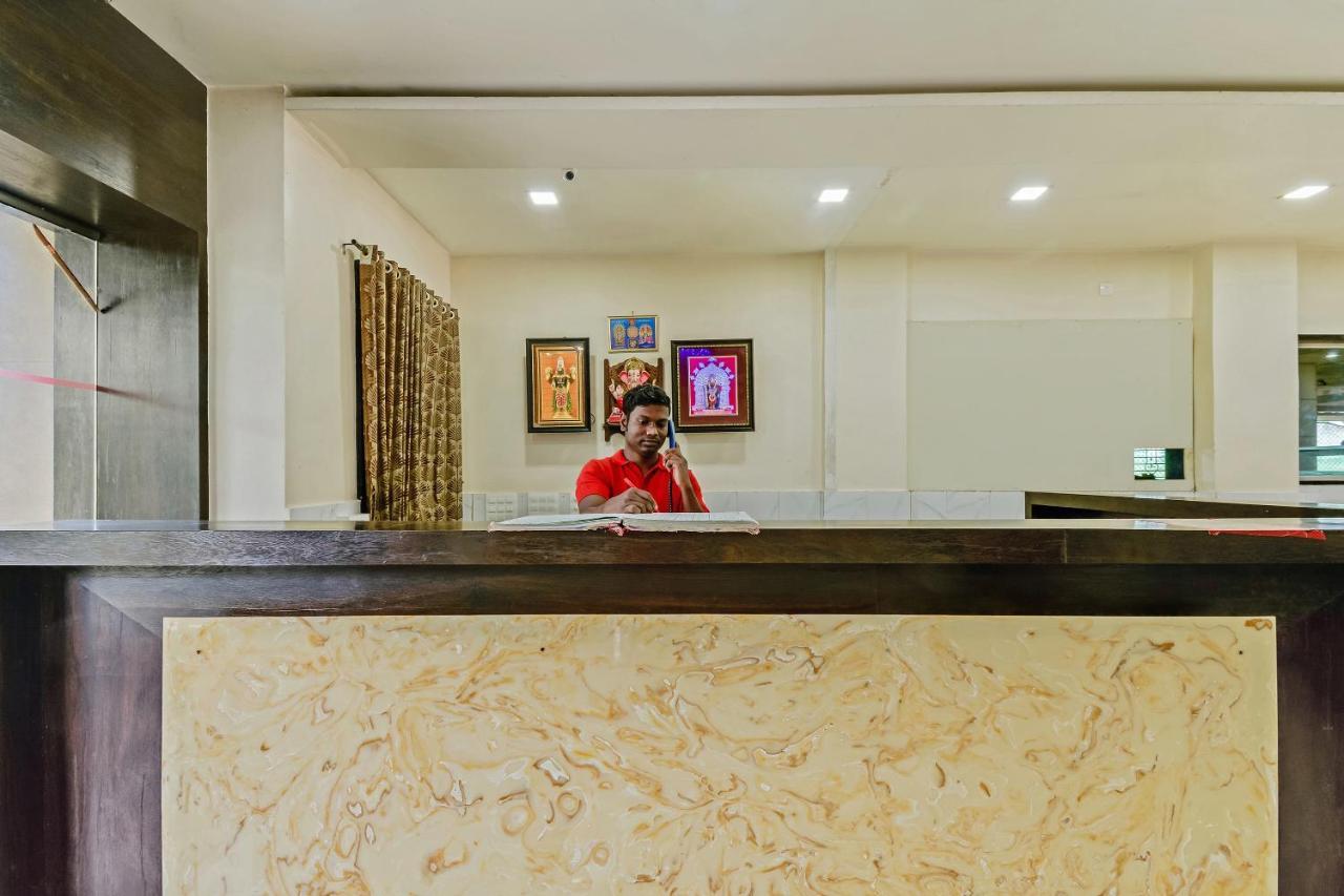 Kāla Oyo 48352 Hotel Bhagyalaxmi المظهر الخارجي الصورة