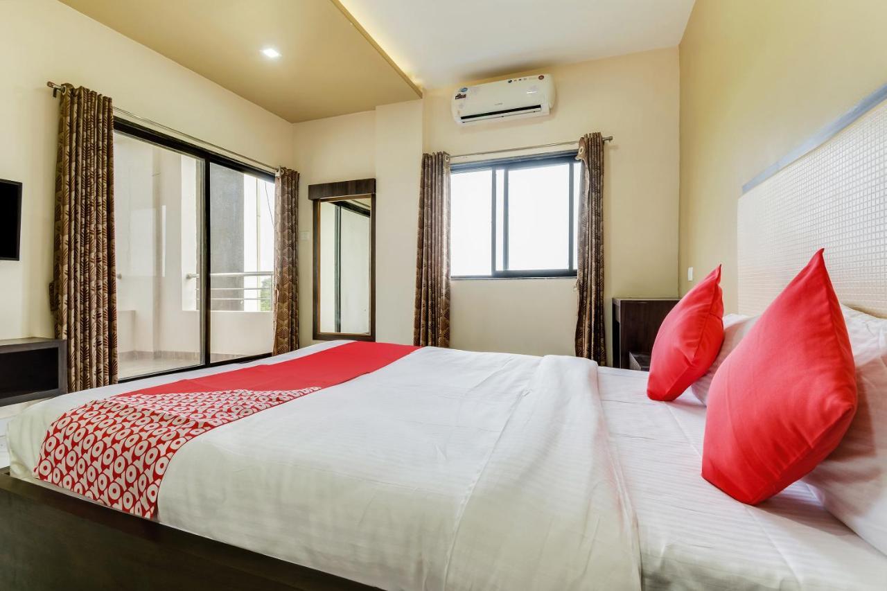 Kāla Oyo 48352 Hotel Bhagyalaxmi المظهر الخارجي الصورة